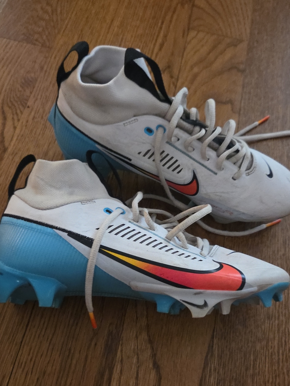 Nike Vapor Edge Pro 360 Football Cleats